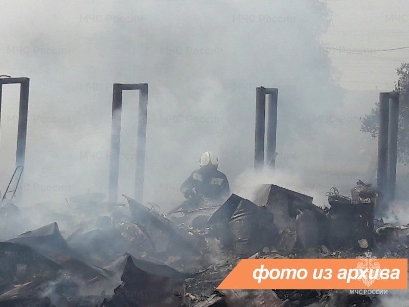 Пожарно-спасательные подразделения Ленинградской области ликвидировали пожар в Подпорожском районе